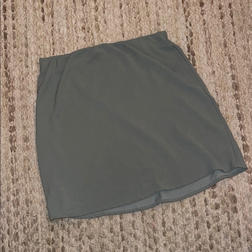 Alya Dark Green Skirt